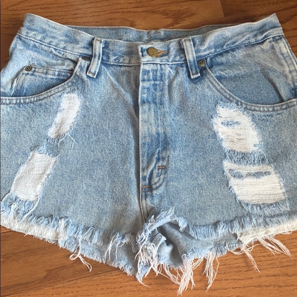 Urban Outfitter Wrangler Cut Off Shorts
